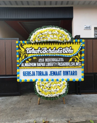 Papan Bunga Duka di Tanjung Karang Permai