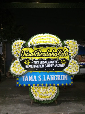 Papan Bunga Duka di Tanjung Karang Permai